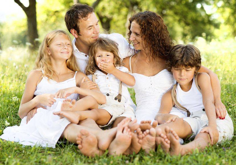 21957236 - happy family