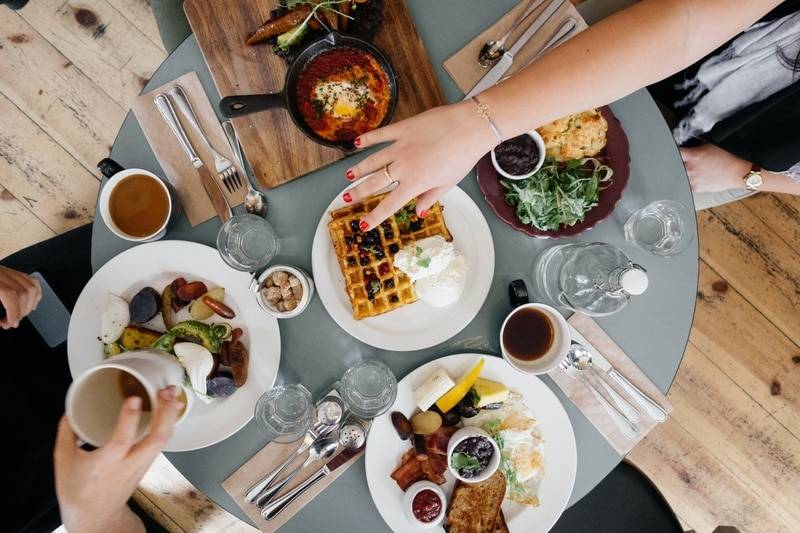 gathering-restaurant-dish-meal-food-breakfast-4389-pxhere.com