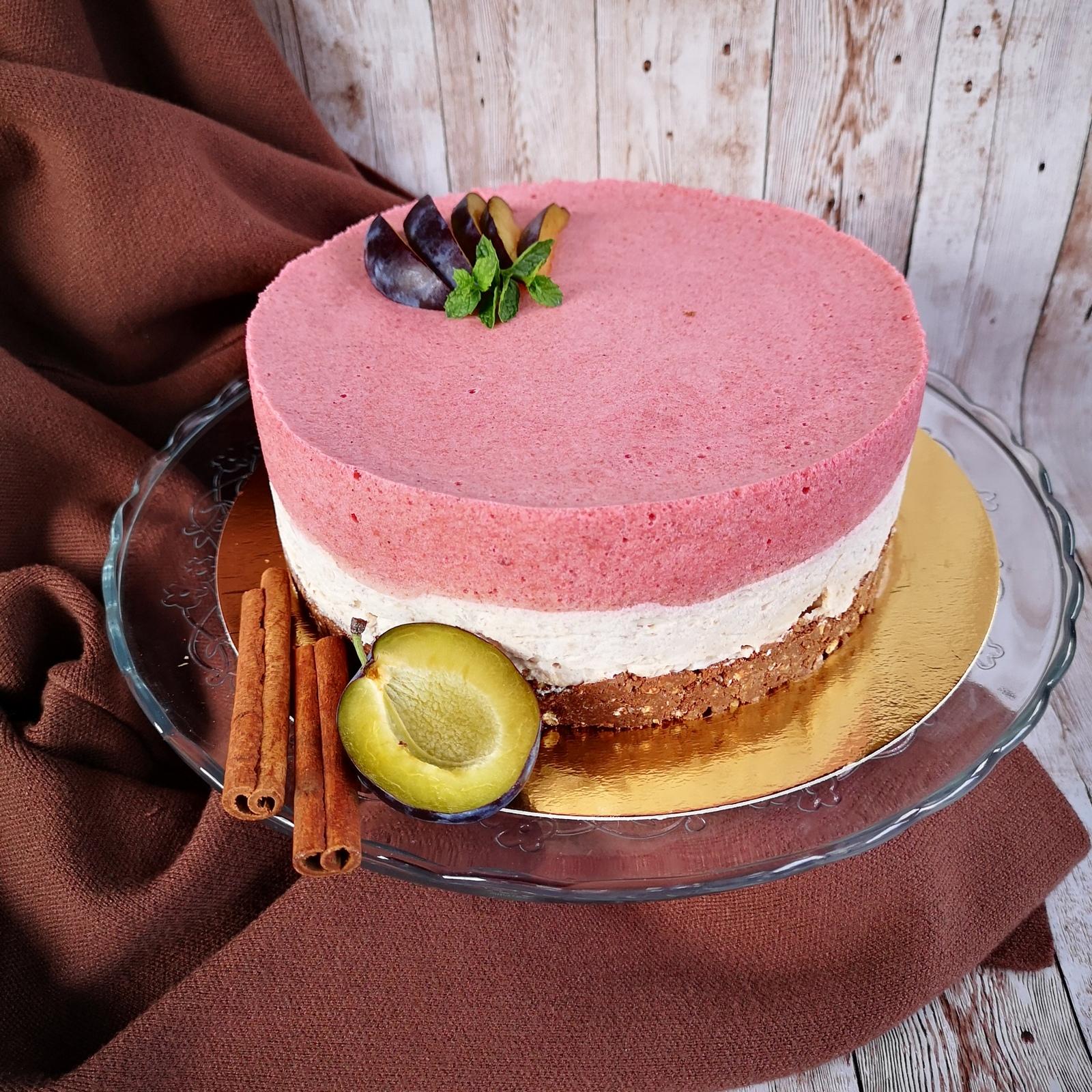 Szilva mousse gesztenyével csokis-mogyorós ropogóssal