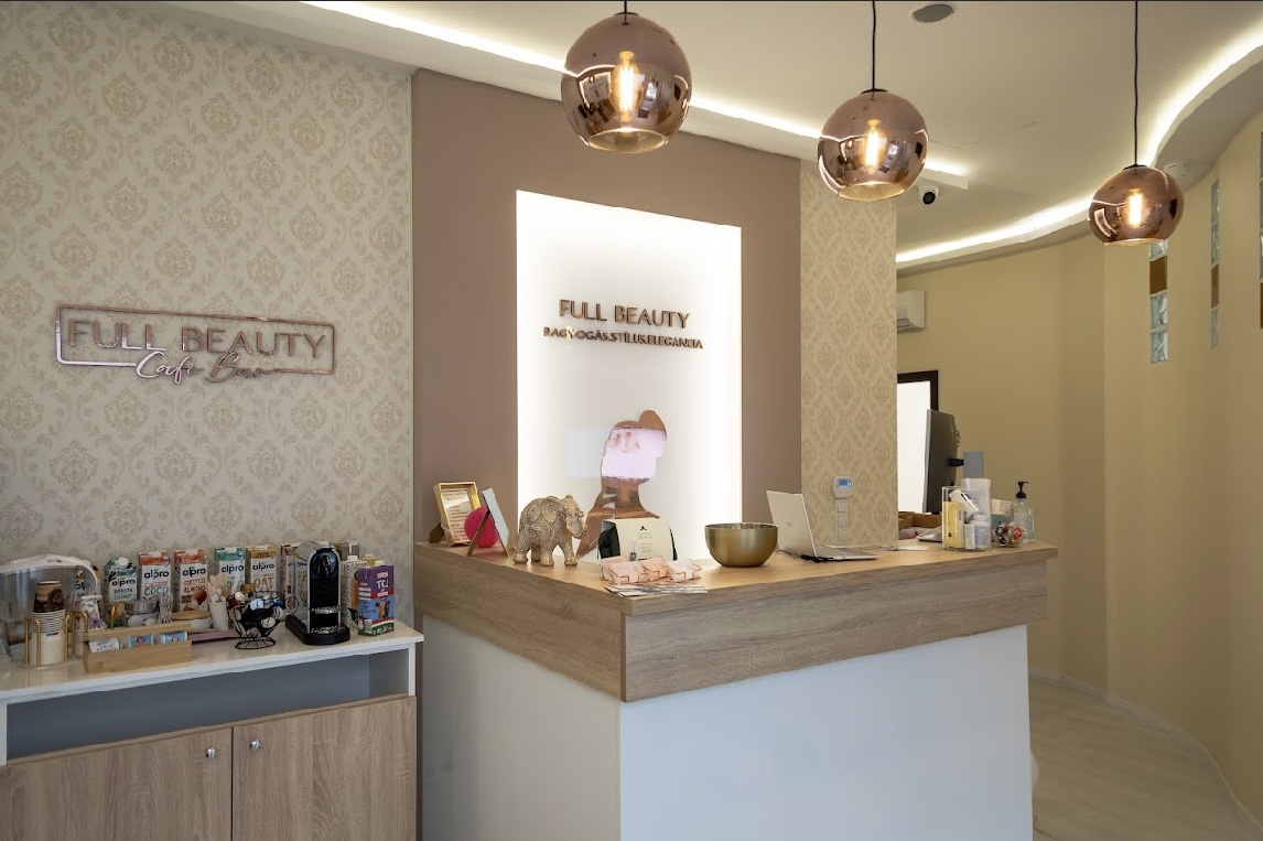 Marina Miracle - Full Beauty Szalonok