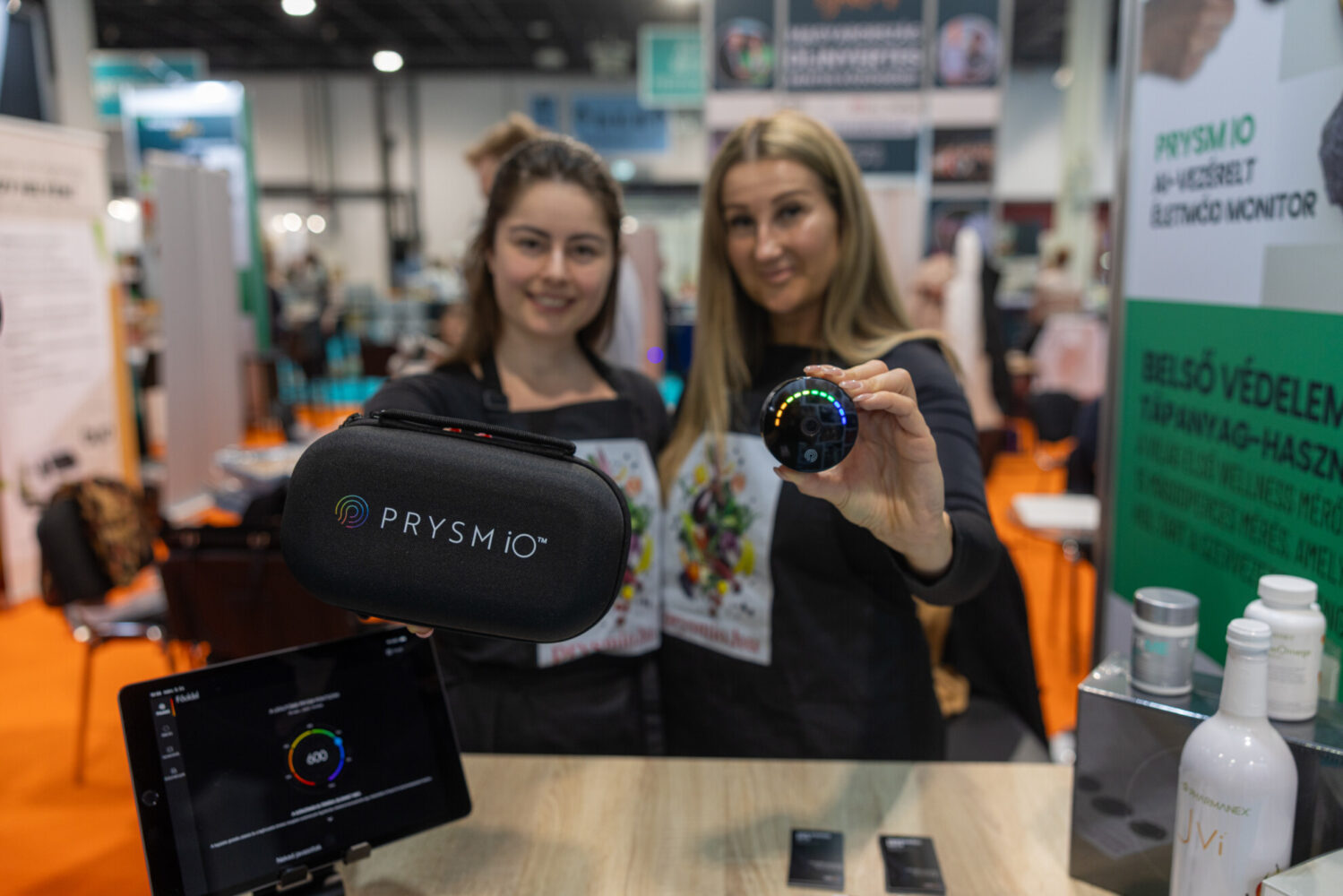 Prysm iO - Csak a Mentes Közösségi Stand SIRHA 2026
